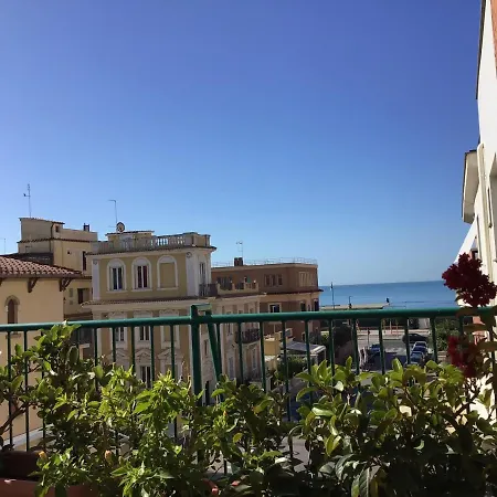Ostia Bed And Beach Lido di Ostia Esterno foto